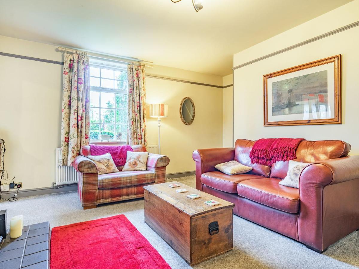 Wychwood Villa Whitby Eksteriør billede