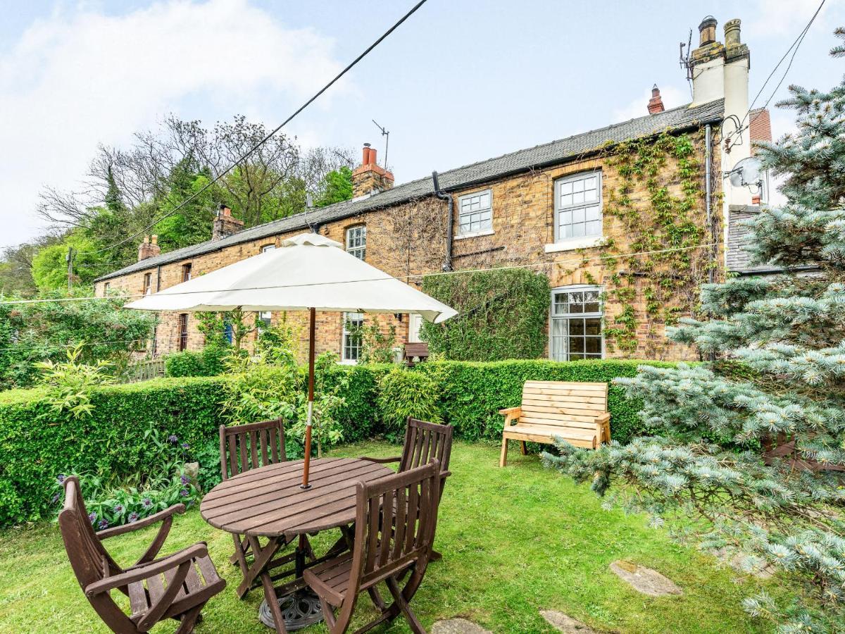 Wychwood Villa Whitby Eksteriør billede
